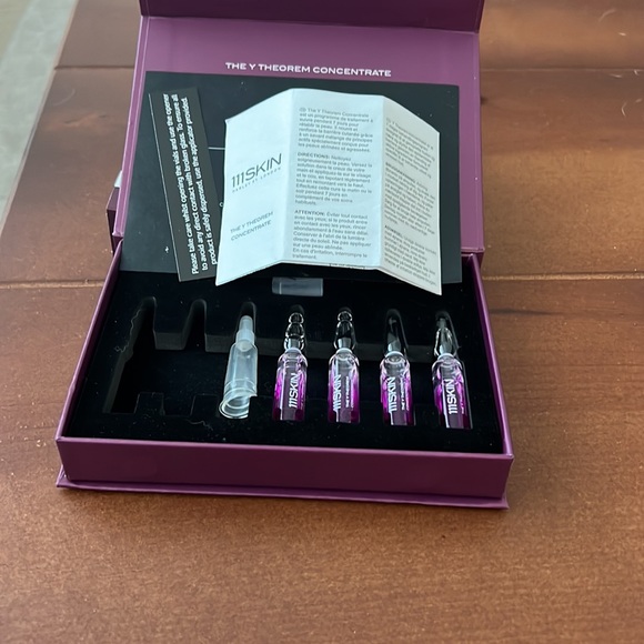 111 SKIN THE Y Theorem Concentrate 4x2ml (.07fl oz) - Picture 3 of 3